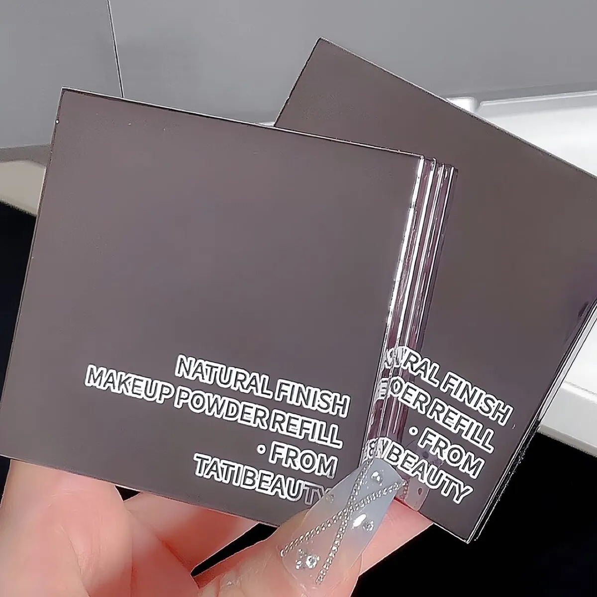 TATIBEAUTY Small Silver Block Powder Soft Focus Oil Control Setting Powder Concealer Pore Light Powder Loose Powder 240627