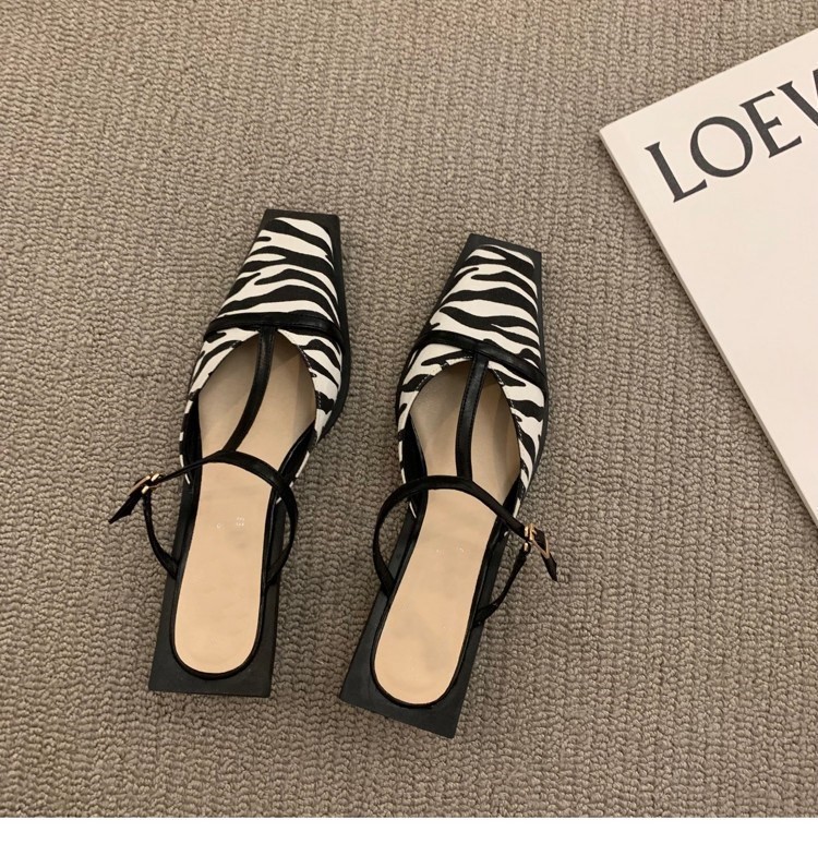 Wild Women's Shoes 2024 Summer New Fashion Semi-slippers Wear Square Toe hot Low Heel Slip Muller Sandals Black
