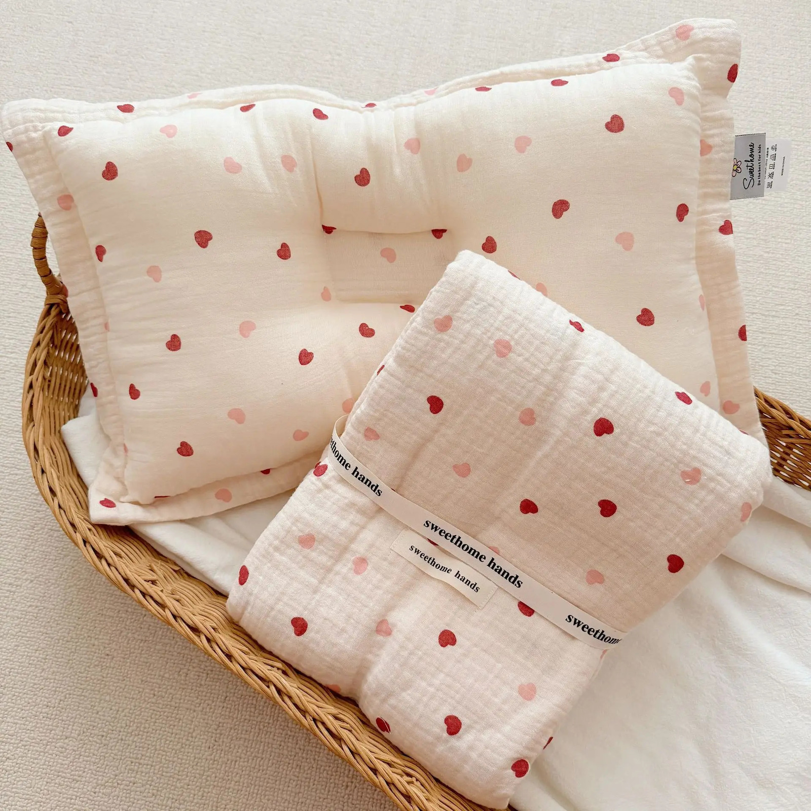 Baby Swaddle Blankets Summer 4 Layers Muslin Baby Blanket For Girl Boy Soft Cotton Receiving Blanket Toddler Sleeping Crib Quilt 240627