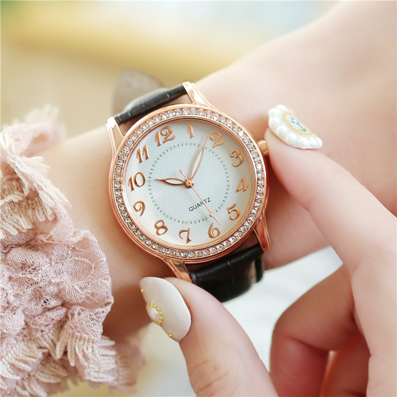 Ladie Watches 2023 Luxury Diamond Luminous Women's Wrist Watches Women Leather Strap Bracelet Watch For Female Relogio Feminino