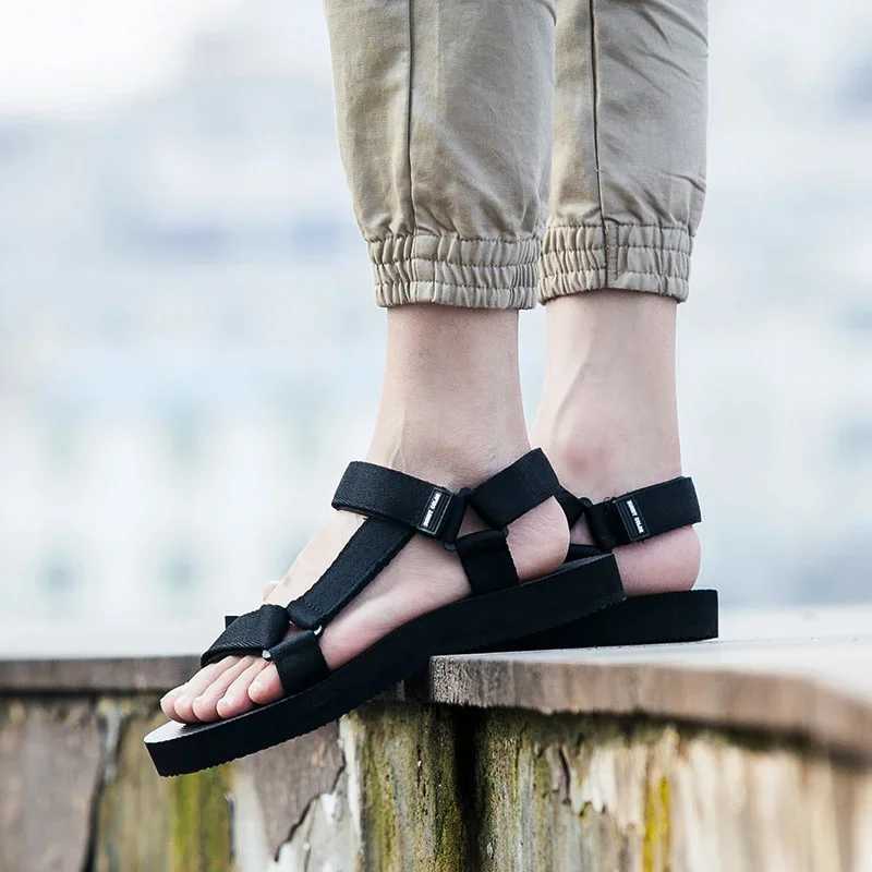 Simple Comfortable Shoes Mens Summer Sneakers Outdoor Beach Vacation 2023 New Male Casual Sandals sh