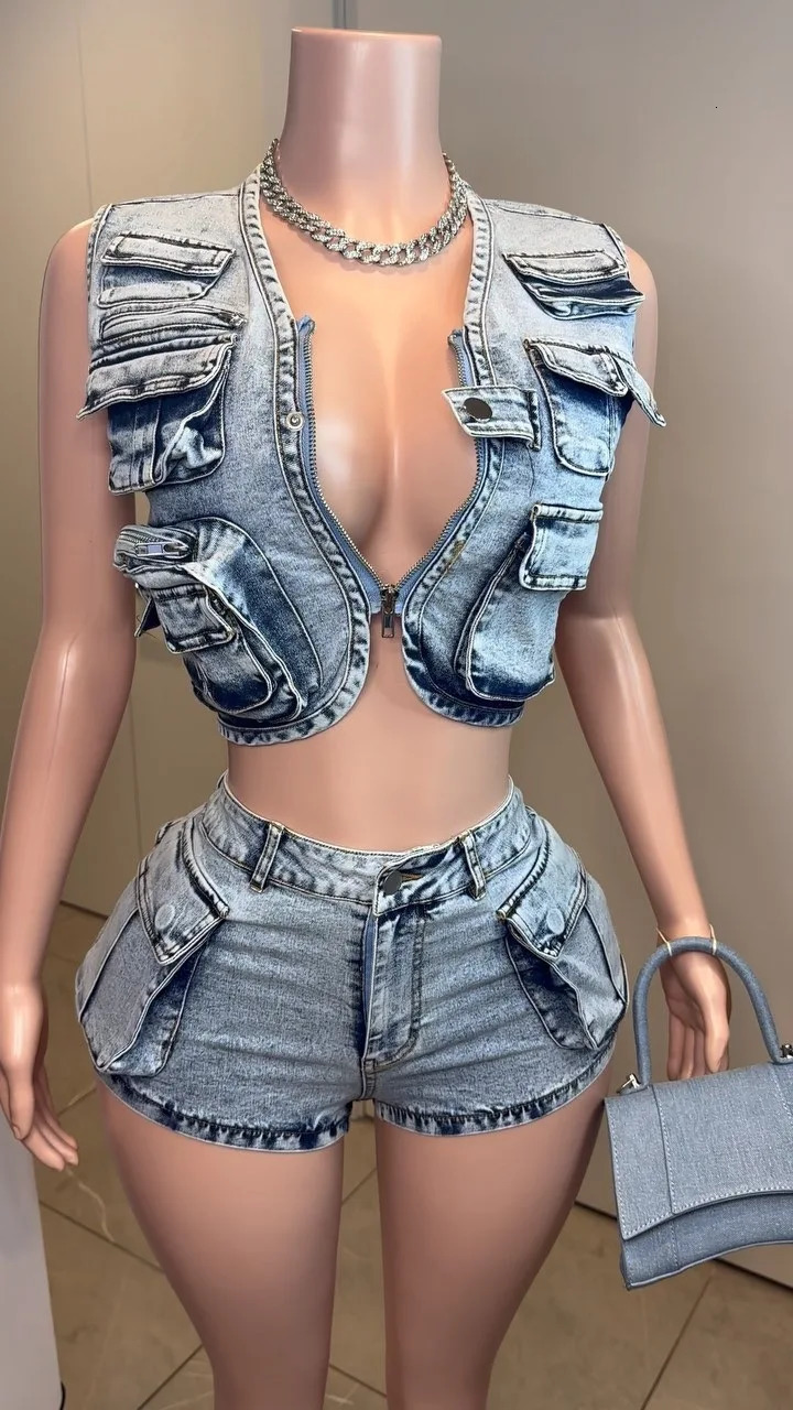 ANJAMANOR Multipocket Washed Denim Summer 2 Piece Outfit Set Women Streetwear Retro Jean Shorts and Crop Top Vest D73IE65 240627