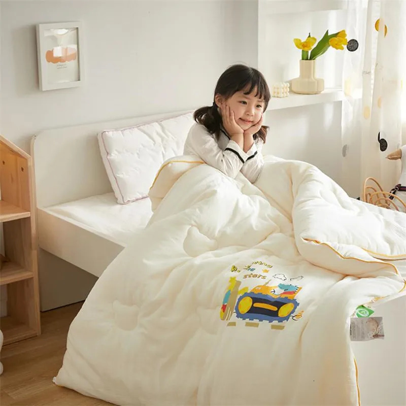Natural Cotton Soybean Fiber Kids Sleeping Quilt Blanket Spring Winter Warm Children Sleeping Bedding Comforter Quilt 120x150cm 240627