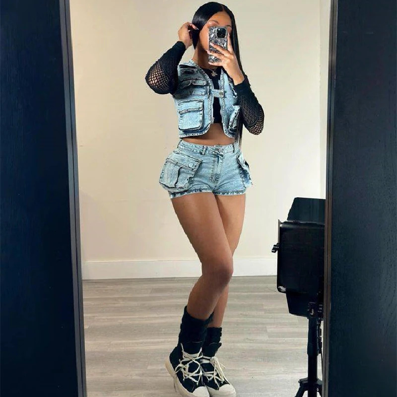 ANJAMANOR Multipocket Washed Denim Summer 2 Piece Outfit Set Women Streetwear Retro Jean Shorts and Crop Top Vest D73IE65 240627