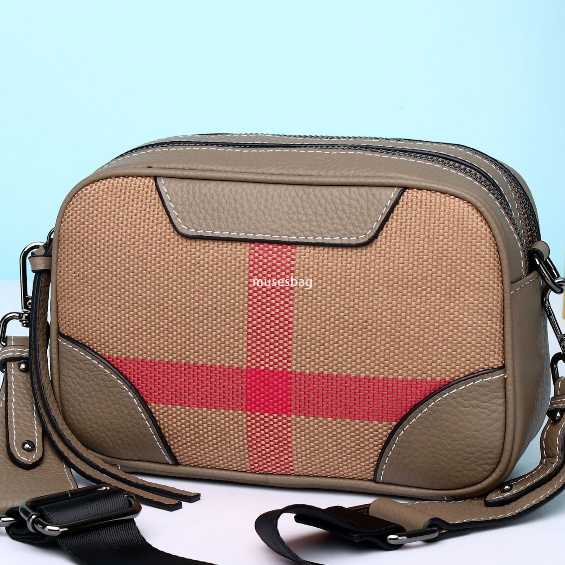 Urban minimalist niche design r genuine leather canvas new fashion trend wide shoulder strap crossbody small square mom wallet phone bag da47 4
