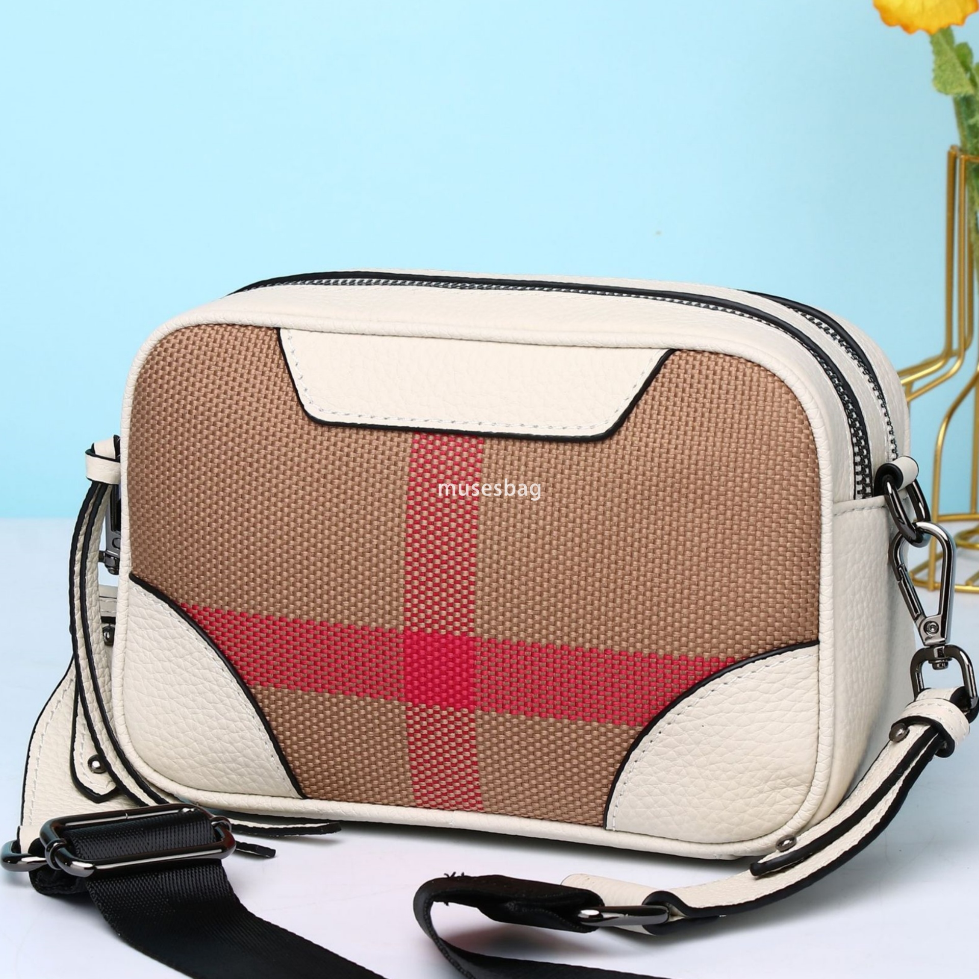 Urban minimalist niche design r genuine leather canvas new fashion trend wide shoulder strap crossbody small square mom wallet phone bag da47 4