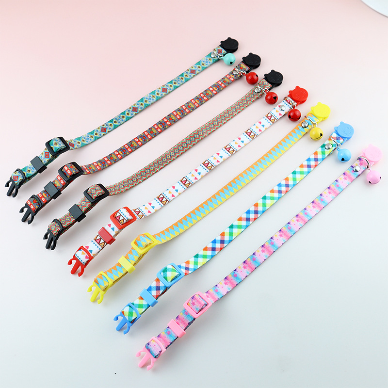 Airtag Cat Collar with Bell Adjustable Breakaway Pet Collars Safety Buckle & Silicone Air Tag Holder Case with Airtag Pet Collar