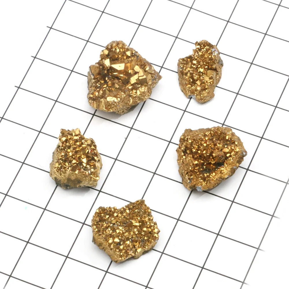 Mineraali 15~25mm Electroplated Gold Natural Raw Gemstone Cluster Sprout Fragment Unpunched Irregular Ore Material Stons Jewelry