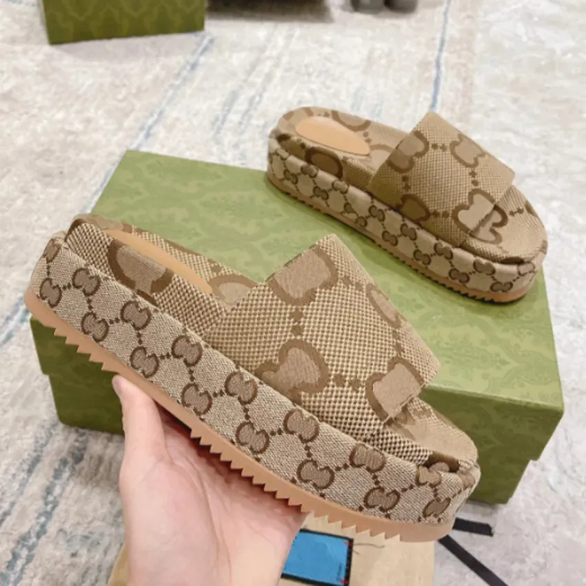 Designer slippers Platform slippers fashion Sandals canvas Flat Mules Multicolor Flora Slides Embroidered Women Slides Shoes