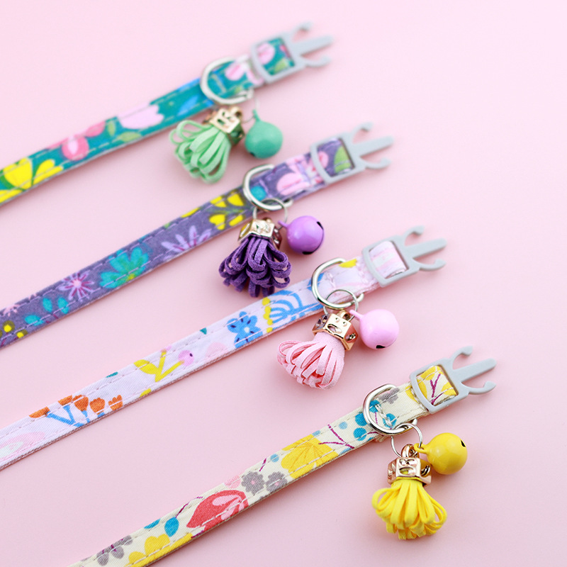 Bow Tie Cat Collar, Floral Pet Collar Lace Embroidered Flower Bell Removable Bow Tie Cat Collar for Kitten and Puppy Accessories