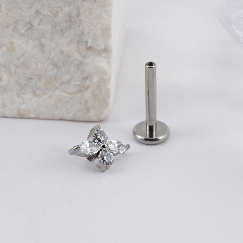 Right Grand ASTM F136 Titanium CZ Four-Point Star Flat Back Stud Earring Helix Cartilage Monroe Medusa Tragus Piercing