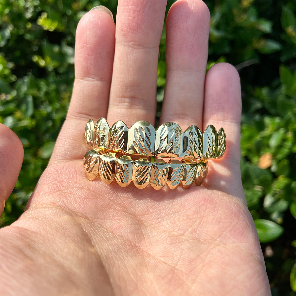 RACHELZ Hip Hop 8/8 Pattern Tooth Caps Gold Plated Teeth Grillz Braces Punk Dental Grills For Men Women Body Jewelry