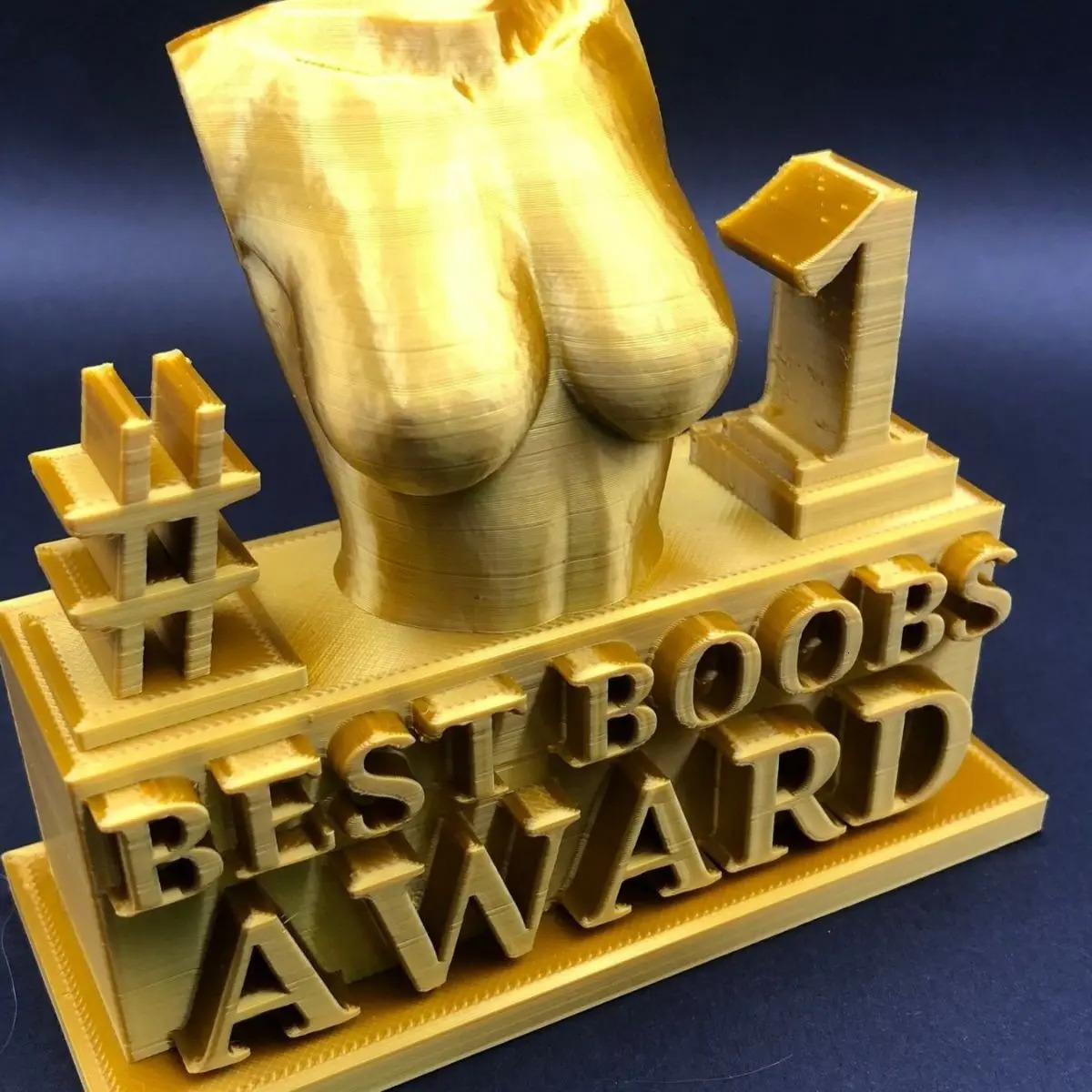 Golden Win Cup Statuette Award Statue Ass Boobs Gold Ornament Trophy Funny Creativity Resin Home Decorations Gifts 240624