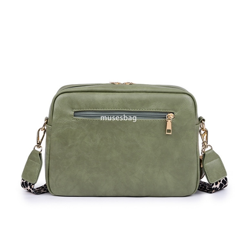Fashionable women's designer candy colored casual lightweight large capacity shoulder bag new single shoulder crossbody bag classic retro trendy 