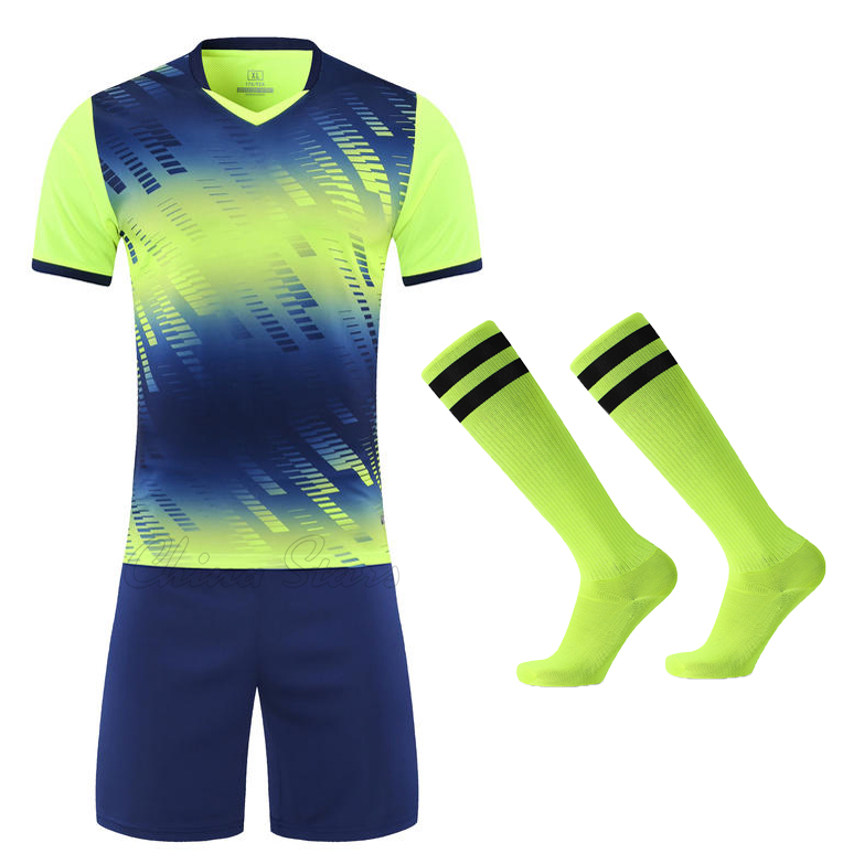 Men Soccer Jerseys Sets 2022 Boys Girls Football Shirts Sportswear Youth Kids Football Training Uniforms Tracksuits with Socks