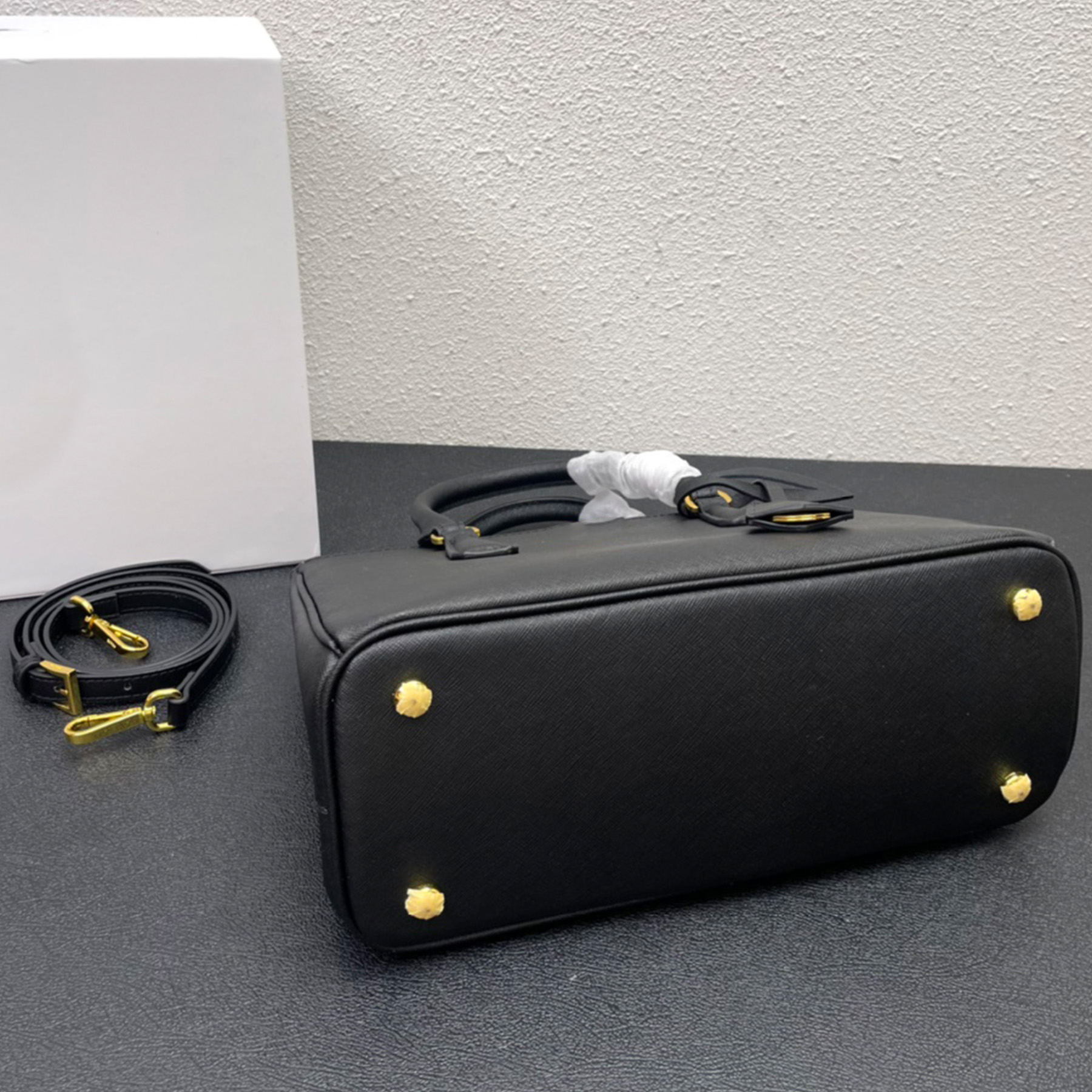High Quality Galleria Saffiano Leather Designer Removable Strap Key Ring Shoulder Golden Hardware Crossbody Bag Classic Women Casual Handbag 250607