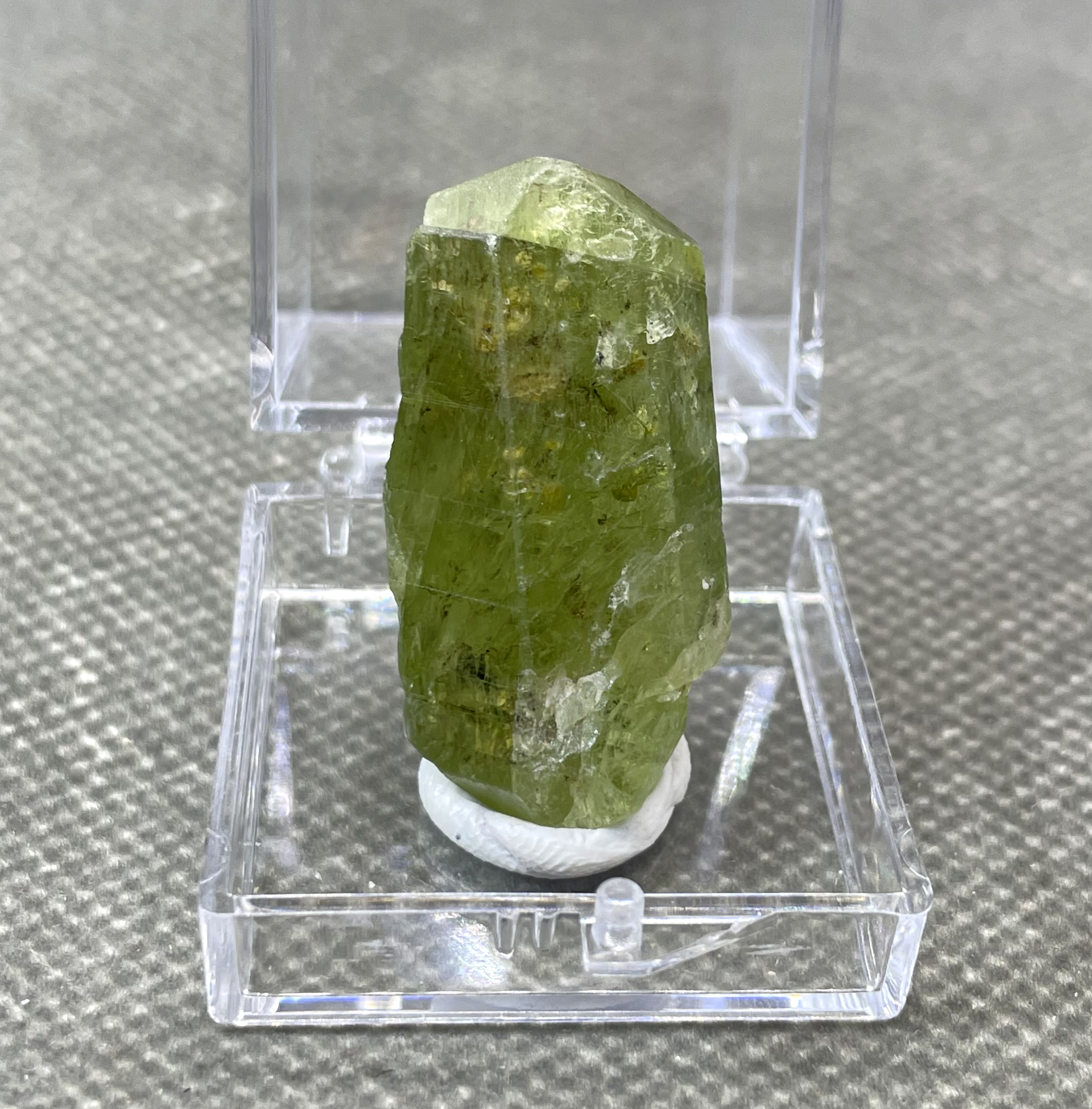 Very rare! 100% Natural Afghanistan diopside Mineral specimen stones and crystals quartz gemstones + box size 3.4cm