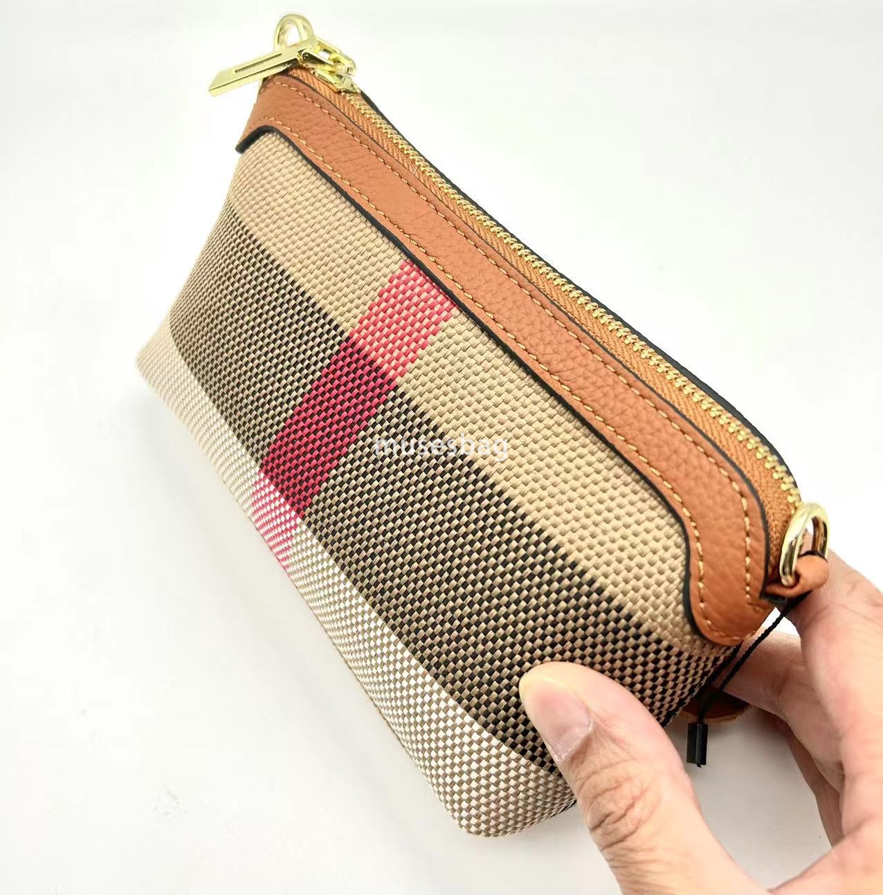 A niche design with new leather plaid contrasting color zipper long single shoulder crossbody handbag wallet mobile phone bag mom's bag