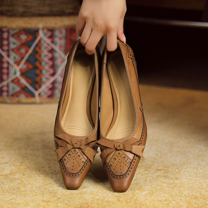 Women Genuine Leather Thick Heel Oxford Shoes Pointed Toe Ladies Retro Slip On Pumps Brogues
