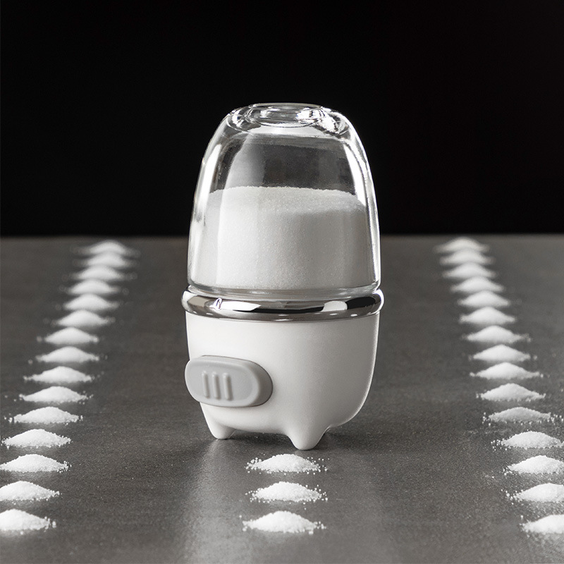 Metering Salt Shaker Push Type Salt Dispenser Salt Tank Sugar Bottle Spice Pepper Salt Shaker SpiceJar Can Seasoning Bottle