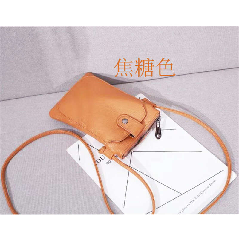 Top 2020 New layer Cowhide Phone for Women's Fashion Four Seasons Versatile Mini Shoulder with Diagonal Straddle Bag