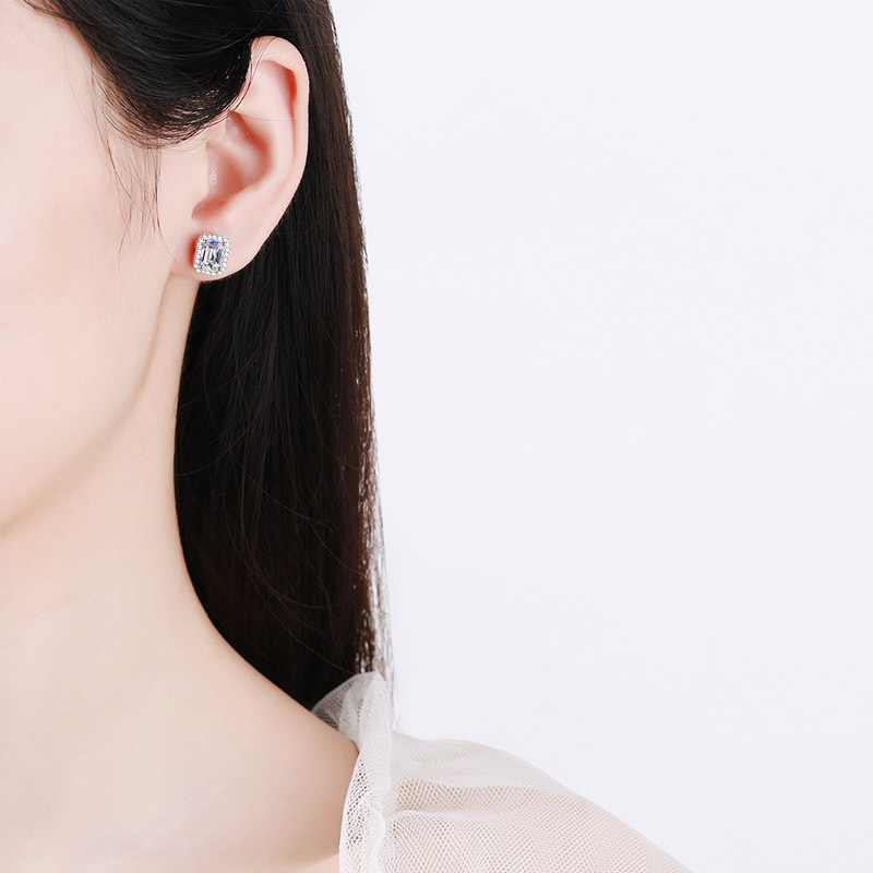 NeeTim 2ct Emerald Cut Radiant Cut Moissanite Earrings Lab Diamond S925 Sterling Silver Wedding Ear Studs Fine Jewelry for Women