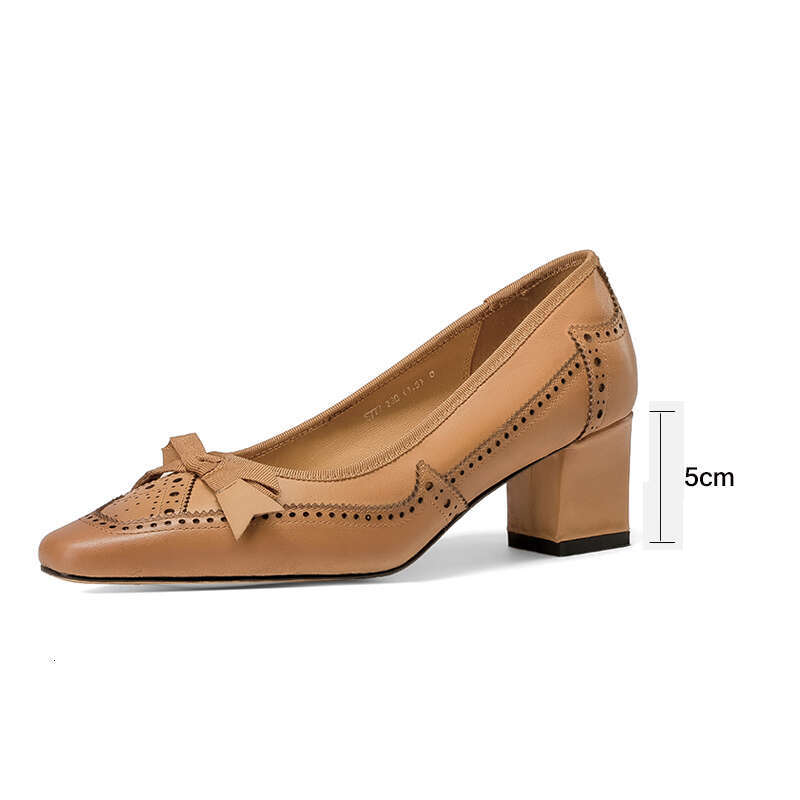 Women Genuine Leather Thick Heel Oxford Shoes Pointed Toe Ladies Retro Slip On Pumps Brogues
