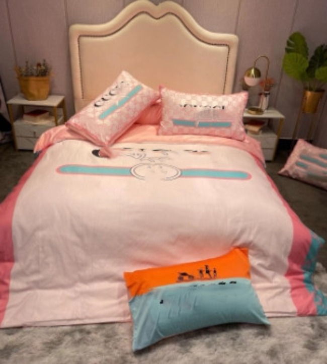 Trade Fashion Bedding Ice Silk Four-Piece Set Internet Celebrity Brand Spring and Summer hine Washable