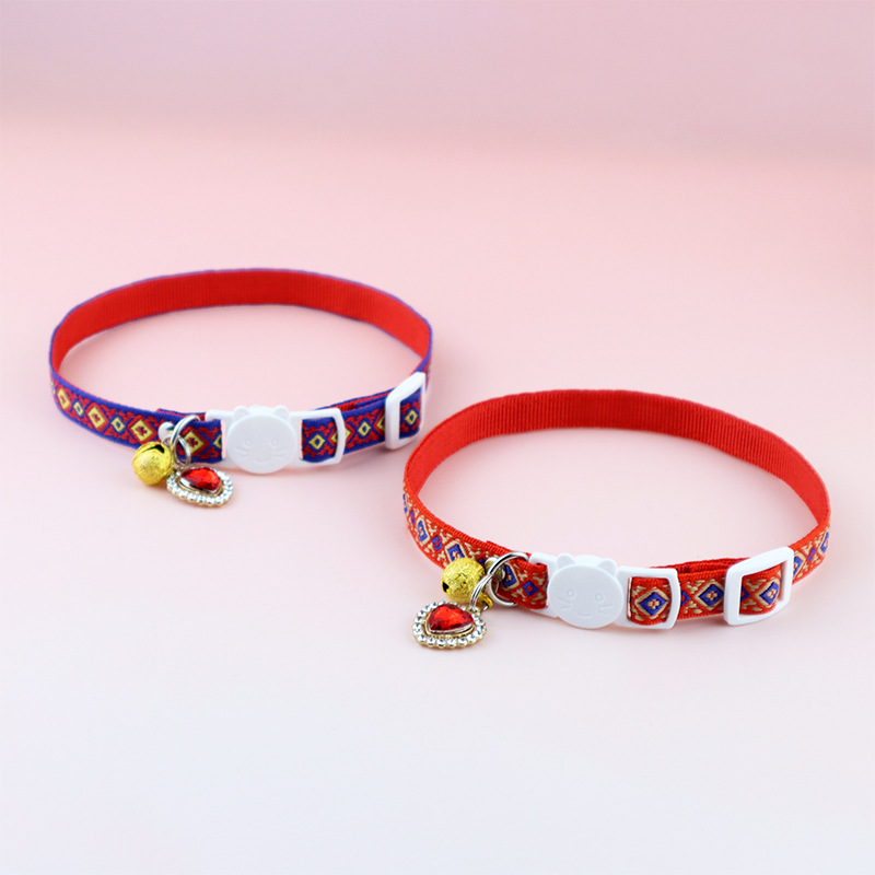 Pet Cat Collar Adjustable Puppy Collar with Bell & Heart Rhinestone Pendant Red Plaid Pet Collar for Cat & Puppy Pet Accessories