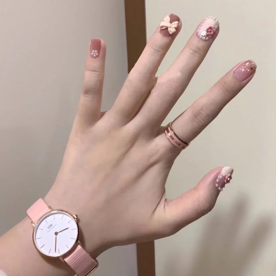Cute Bow Cherry Blossom Fake Nails Cherry Blossom Rain Short Nail Patch Palace Pearl Handmade Light Therapy Nail Bridal Nail Art