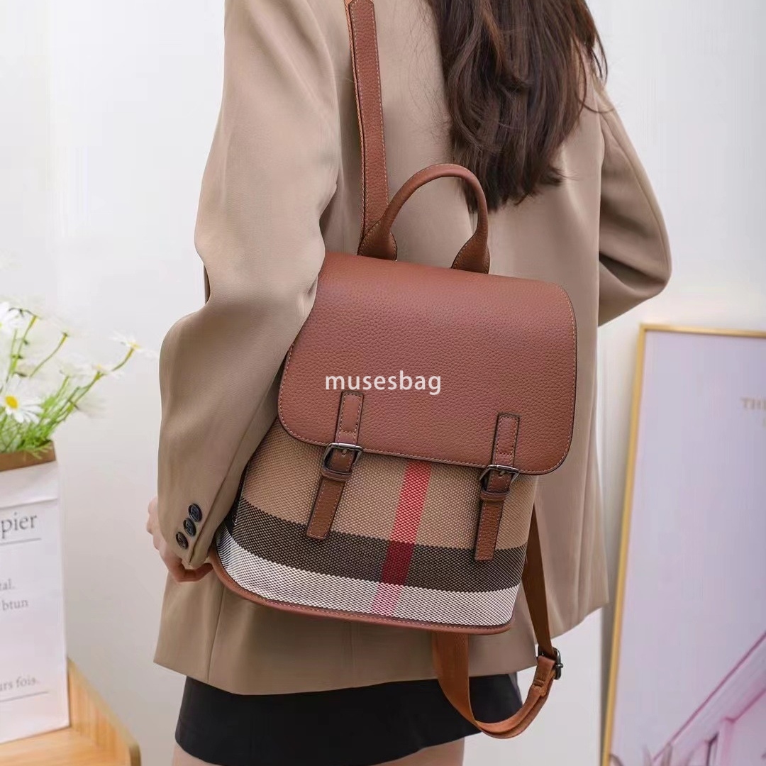 Urban Commuting Simplicity and Atmosphere New Handheld One Shoulder Leather Plaid Contrast Color High Quality Backpack for Women 18f1 4