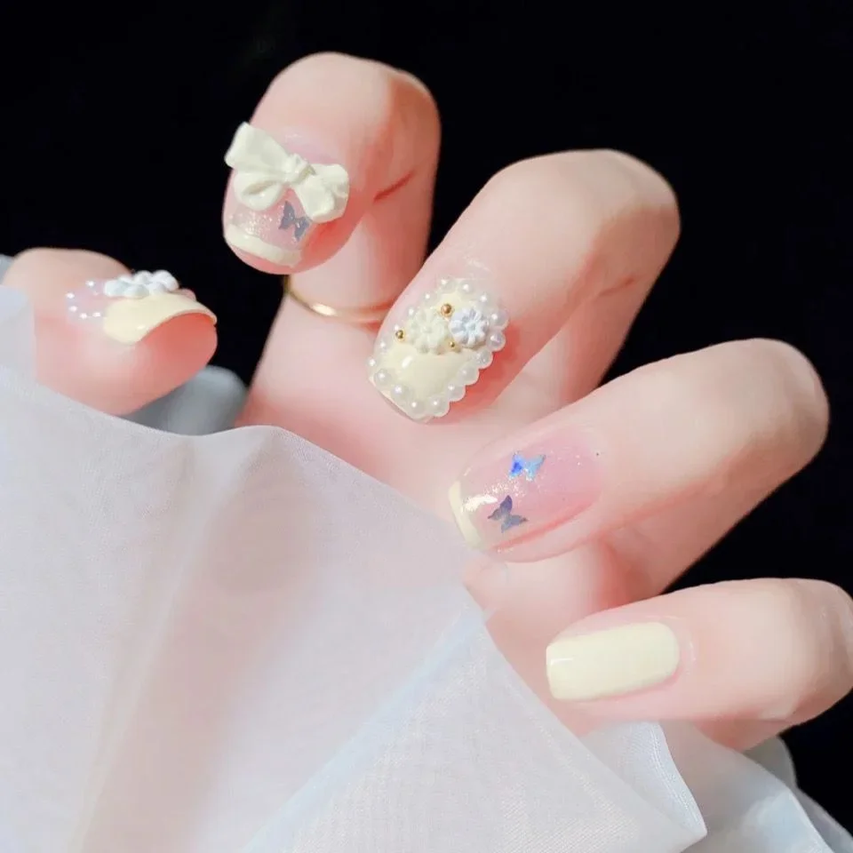 Cute Bow Cherry Blossom Fake Nails Cherry Blossom Rain Short Nail Patch Palace Pearl Handmade Light Therapy Nail Bridal Nail Art
