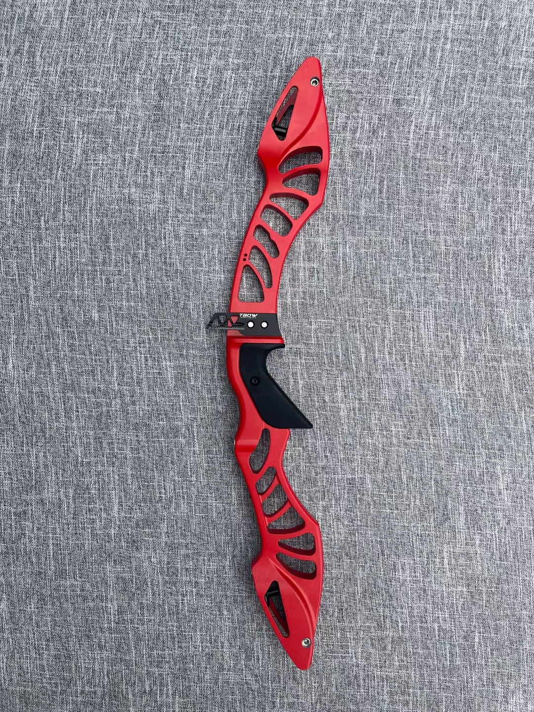 JUNXING 25inches H7 Recurve Bow Riser ILF Interface Handle for Right Hand User Archery Hunting Shooting Bow Riser