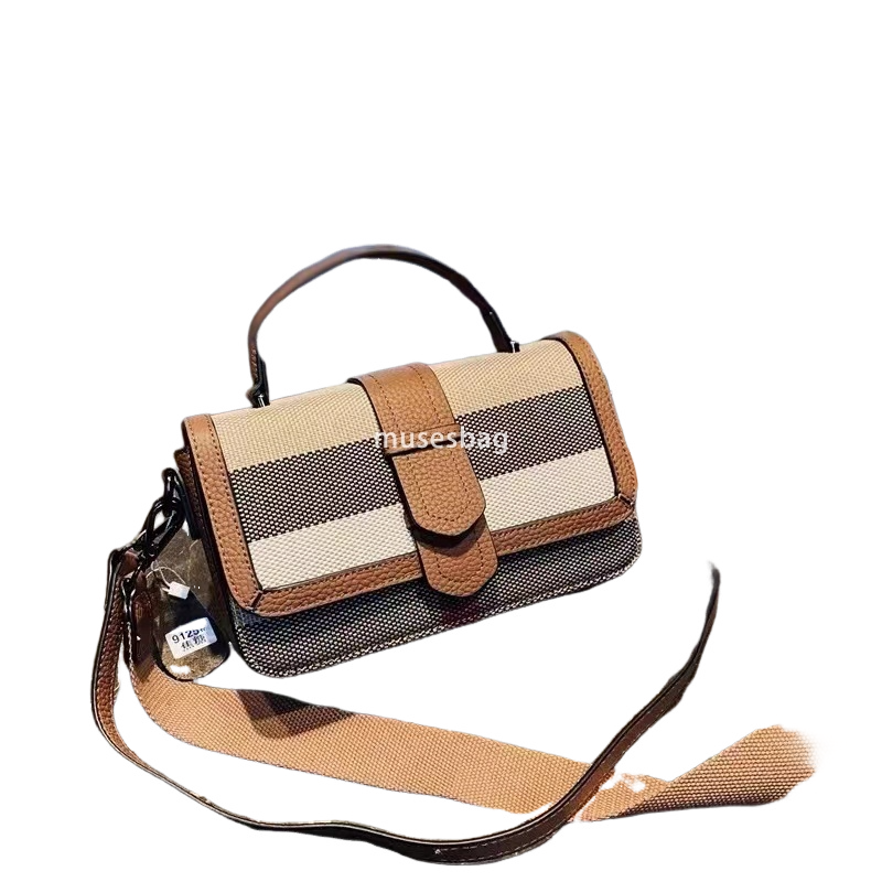 A niche design with high-end western-style leather plaid crossbody small bag for women's trendy new fashionable cowhide and internet famous small