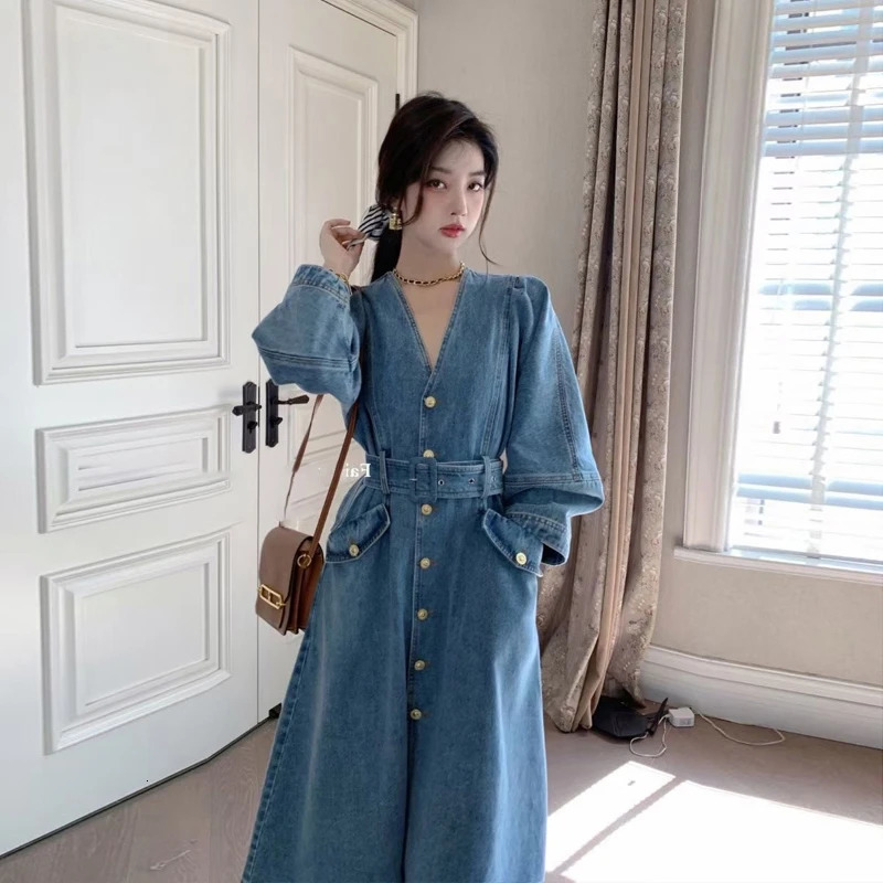 Vintage V-Neck Women Denim Dress Long Sleeve Loose A-Line Long Jean Dress French Style Elegant Female Vestidos 240629