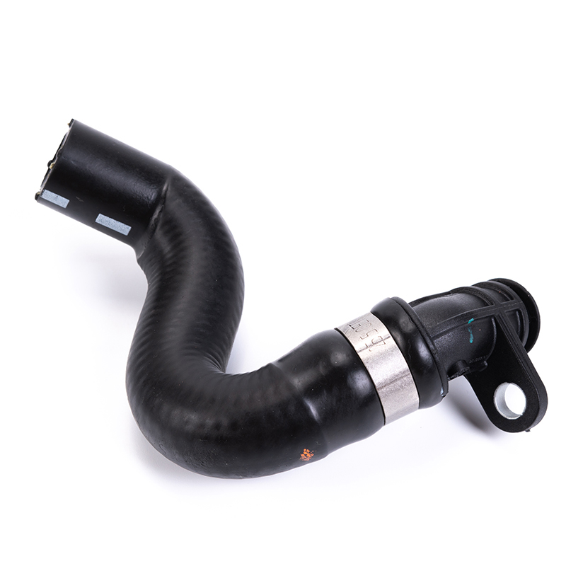 LR001442 Oil Cooler Radiator Hose Flexible Elbow Intercooler Water Coolant Pipe for Land Rover LR2 3.2L Volvo 30713530