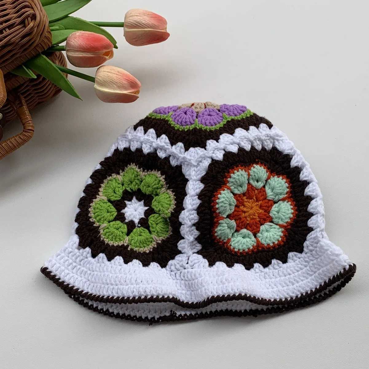 Wide Brim Hats Bucket Hats Japanese Retro Hollow Flower Handmade Knitted Basin Hat Female Sweet Face Small Versatile Crochet Wool Bucket Hat