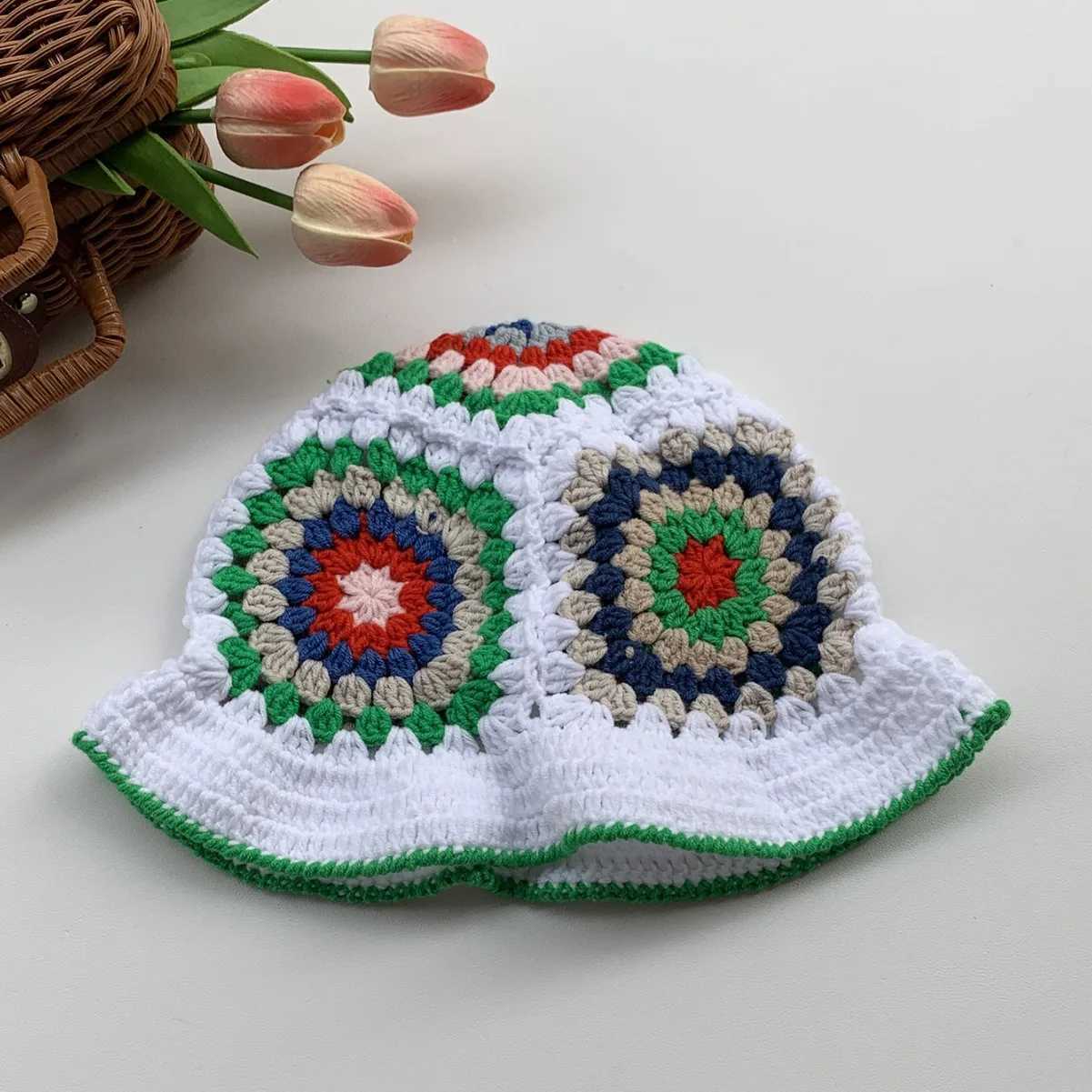 Wide Brim Hats Bucket Hats Japanese Retro Hollow Flower Handmade Knitted Basin Hat Female Sweet Face Small Versatile Crochet Wool Bucket Hat