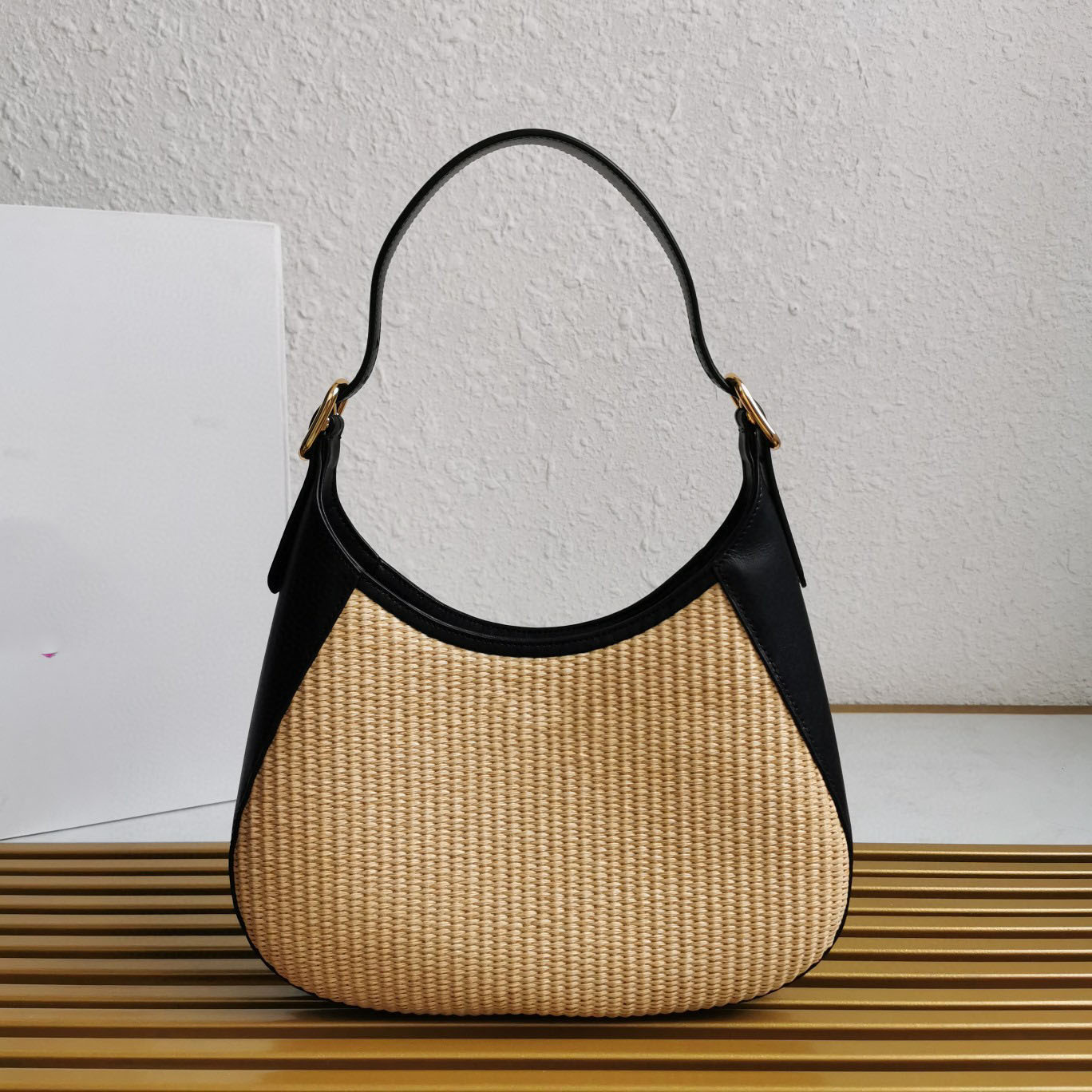 Designer new straw bag, high-end luxury cowhide crossbody bag, women's armpit bag, wandering bag, summer beach bag, messenger bag, mobile phone bag hobo