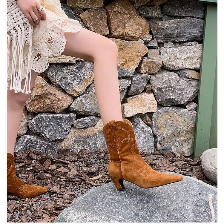 New Black Autumn Winter Square Toe Low Heel Ankle Women Fashion Embroidered Brown Suede Short Boots Size 34-43 Woman Shoes