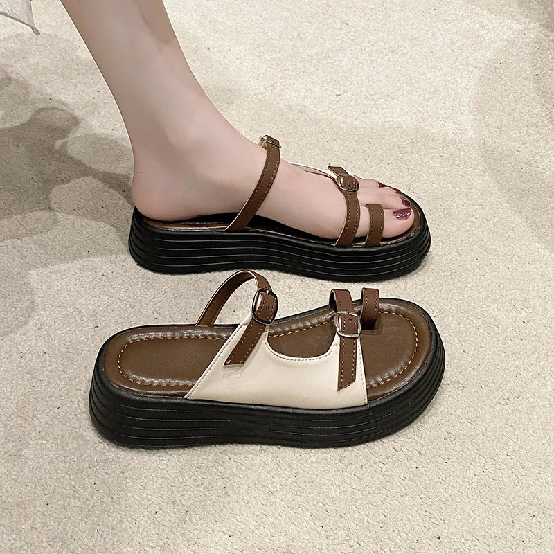 French Style Toe Ring Sandals for Women Factory Supply Korean Goddess Retro One-Step Drag Cool Slippers 240629