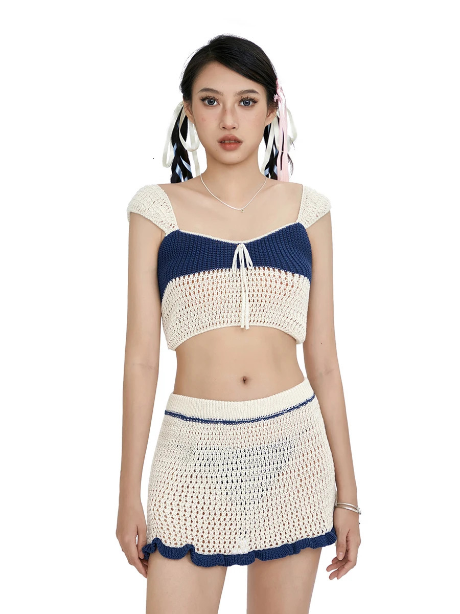Mxiqqpltky Women s Knit Two Piece Outfits Sleeveless Low Cut Cropped Vest Bodycon Mini Skirt Set Contrast Color Cutout Suit 240626