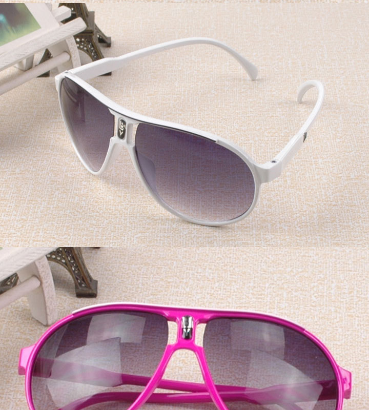 Children's Sunglasses Summer SunBlock Beach Glasses Kids Plastic Frame UV 400 Protection Sun Glasses For Casual Travel Cute and Trendy Toad Eye F