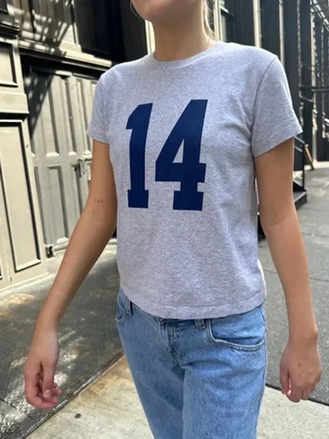 14 Letter Print American Vintage T-Shirt Woman Round Neck Cotton Tee Shirts Vintage Short Sleeve Gray Streetwear Y2k Crop Top 240629