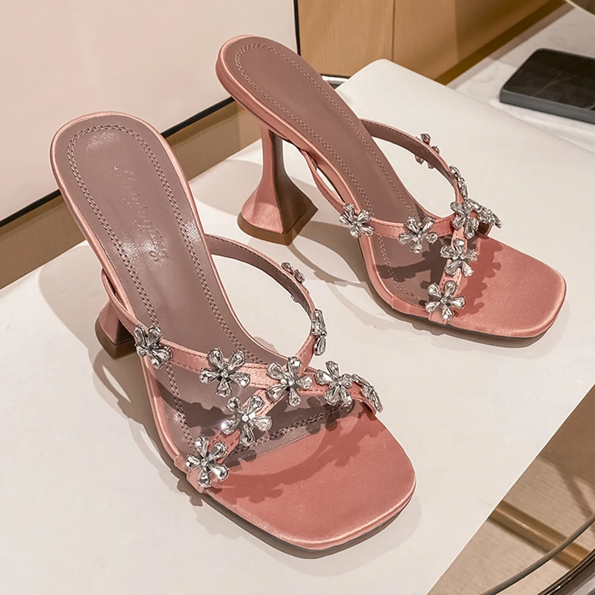 Summer silver high heels black sandals and slippers plum blossom Rhinestone black sandals suitable for women to wear 240629