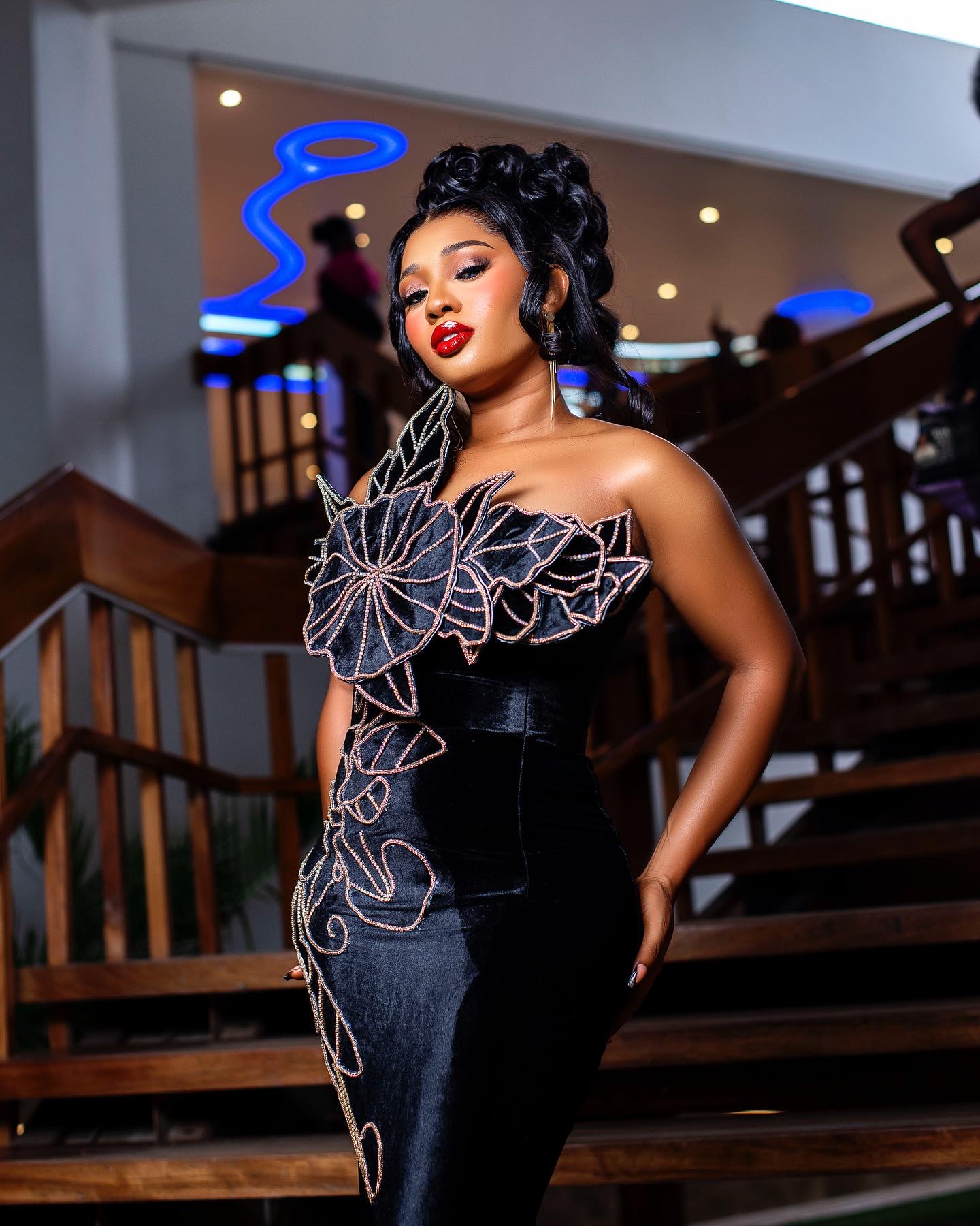 2024 Plus Size Black Mermaid Prom Dresses For Special Occasion Florals Velvet Evening Formal Party Second Reception Birthday Engagement Gowns Dress ZJ