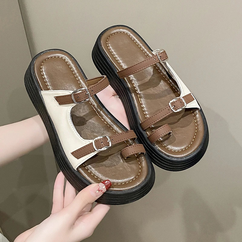 French Style Toe Ring Sandals for Women Factory Supply Korean Goddess Retro One-Step Drag Cool Slippers 240629