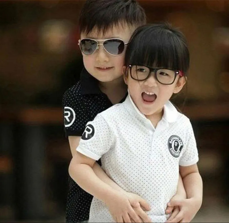 Children's Sunglasses Summer SunBlock Beach Glasses Kids Plastic Frame UV 400 Protection Sun Glasses For Casual Travel Cute and Trendy Toad Eye F