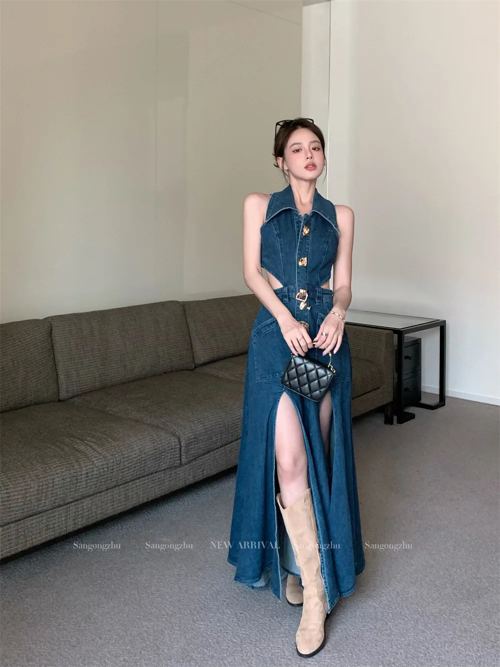 Turn-down Colla Hollow Out Denim Dress Sleeveless Womens Side Split Sexy Style Long Dress Summer Blue A-line Denim Vestidos 240629