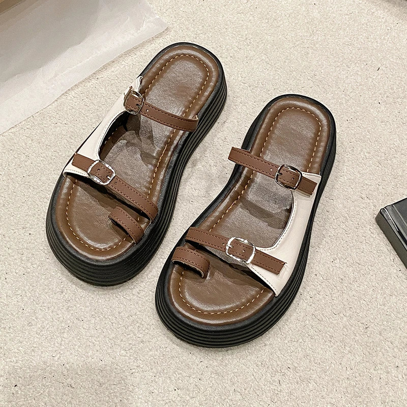 French Style Toe Ring Sandals for Women Factory Supply Korean Goddess Retro One-Step Drag Cool Slippers 240629